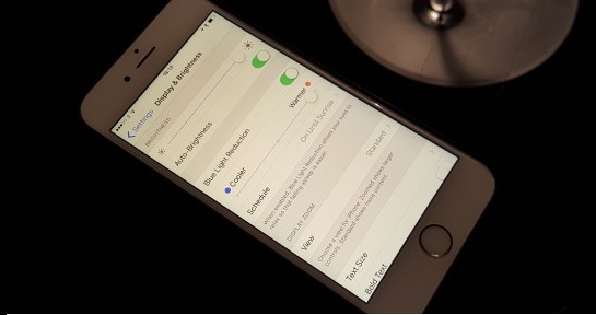 Apple starts rolling out iOS 9.3 beta 2