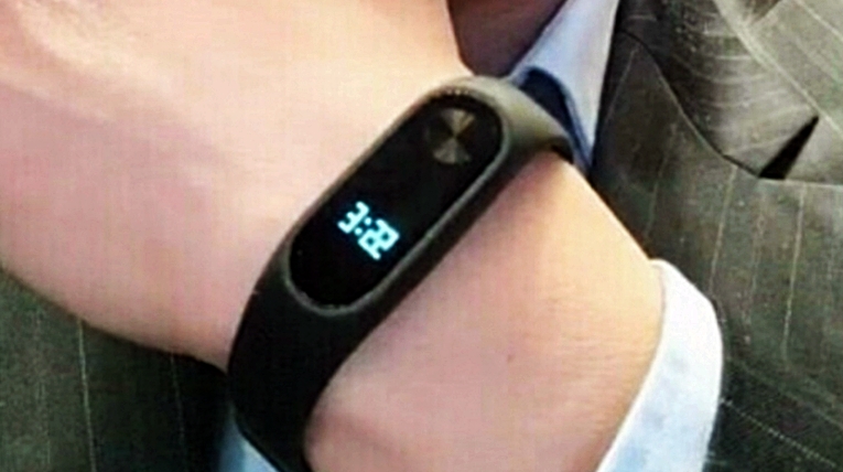 Xiaomi MI Band 2 to Feature an LCD display